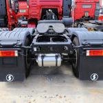 Shacman 460HP 6x4 Heavy-Duty Tractor Truck