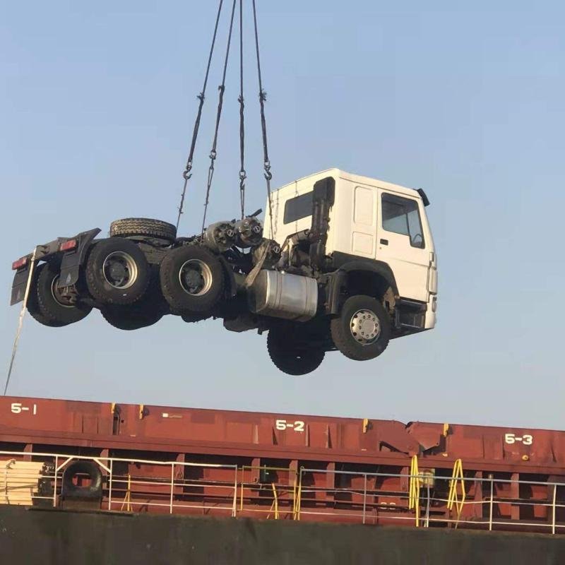 SINOTRUK HOWO 460HP 6x4 Euro 6 Tractor Truck