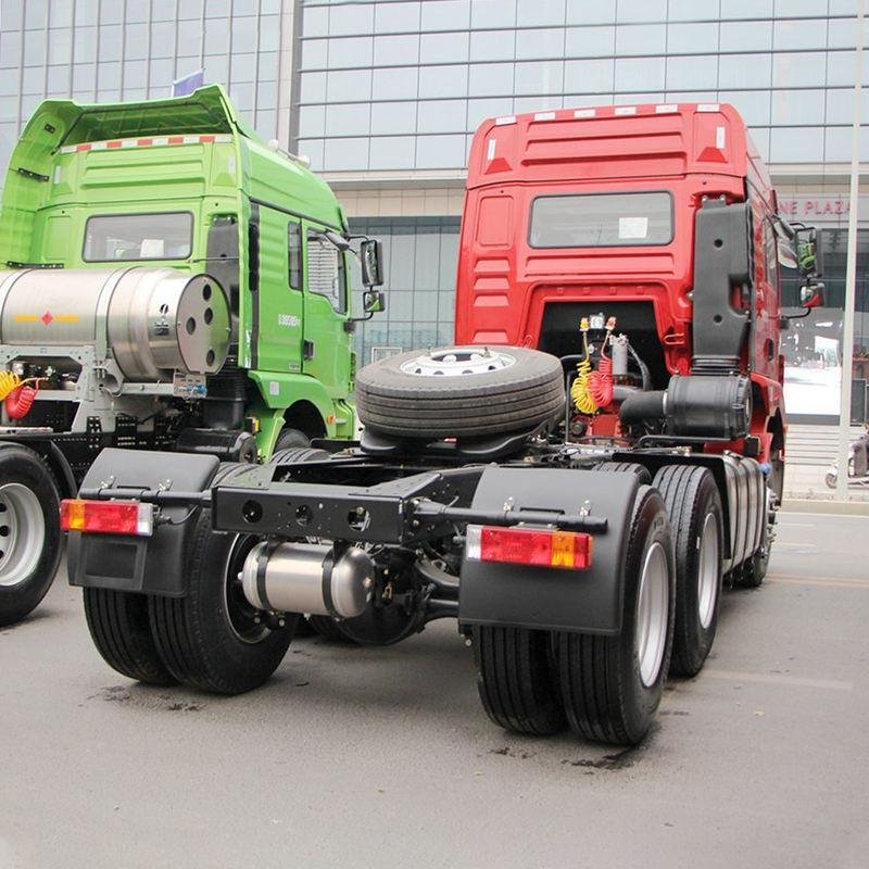 Shacman 350HP 4x2 Tractor Truck