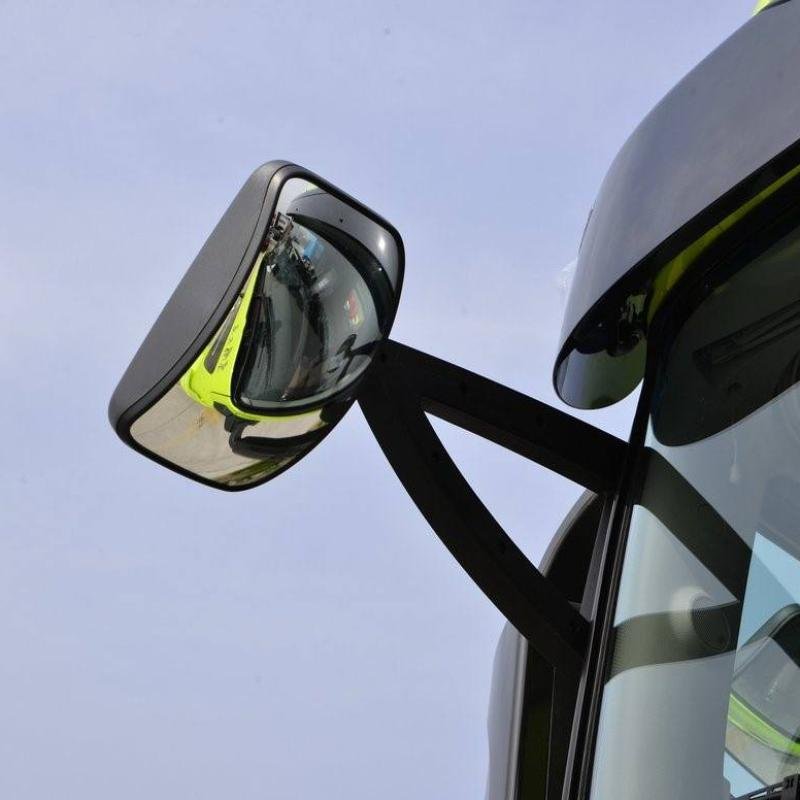 Dongfeng 660HP 6x4 Heavy-Duty Tractor Unit