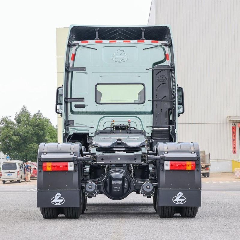 Dongfeng 460HP 6x4 AMT Tractor Truck