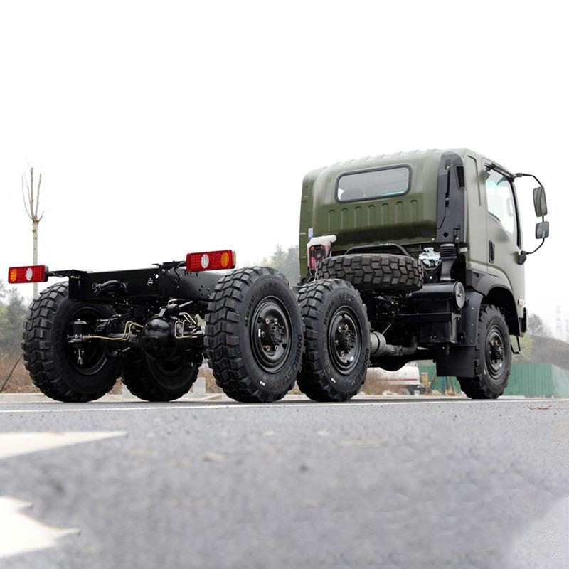 Dongfeng 8-Ton 125kW 6x6 Euro 5 Diesel Truck Chassis