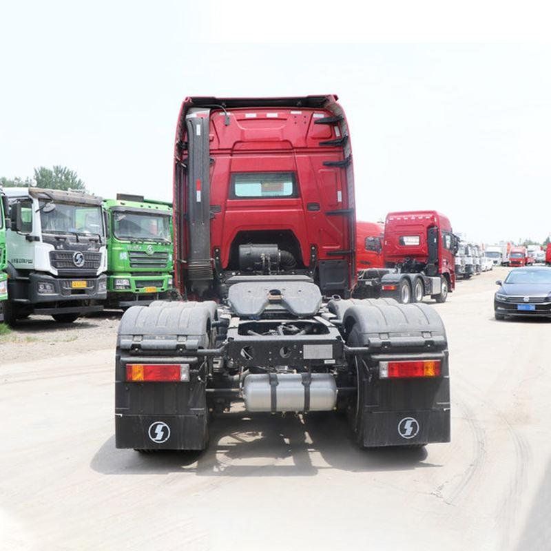 Sinotruk HOKA H7 375HP 6x4 Heavy Duty Tractor Truck