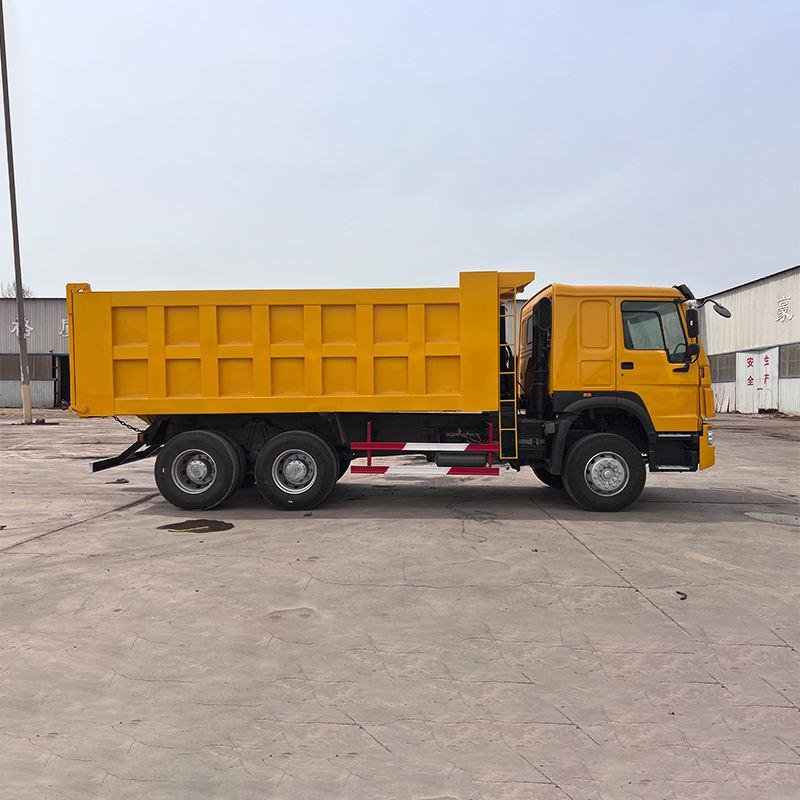 Sinotruk HOWO T7H 400HP 6x4 Dump Truck