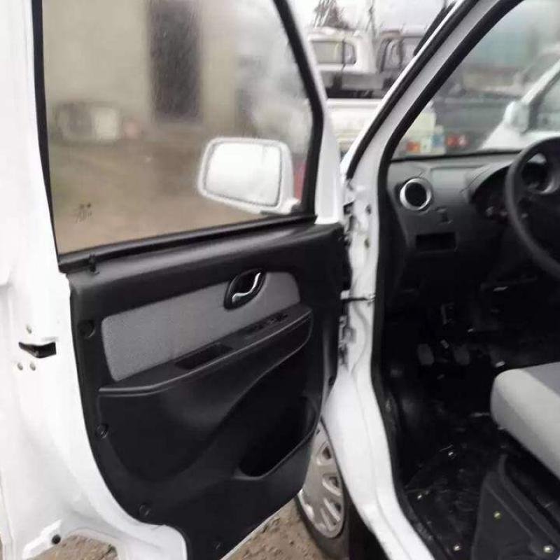 Dongfeng 6495kg 4x4 Mini Cargo Truck 1.2L Diesel Van