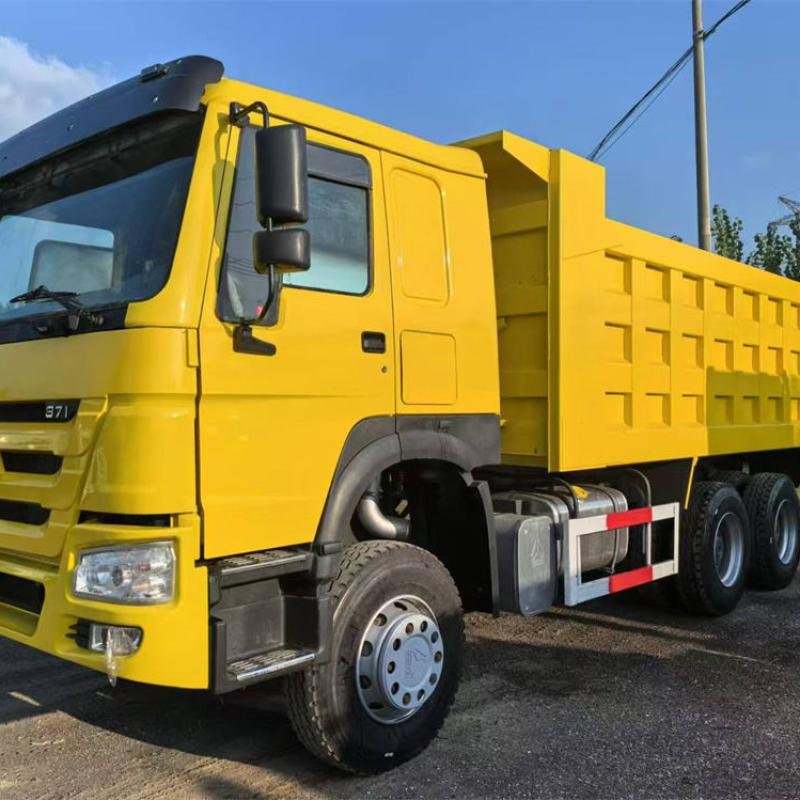 Sinotruk HOWO 371HP 6x4 30T Dump Truck