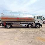 Sinotruk HOWO 371HP 6x4 20,000L Diesel Fuel Tanker Truck