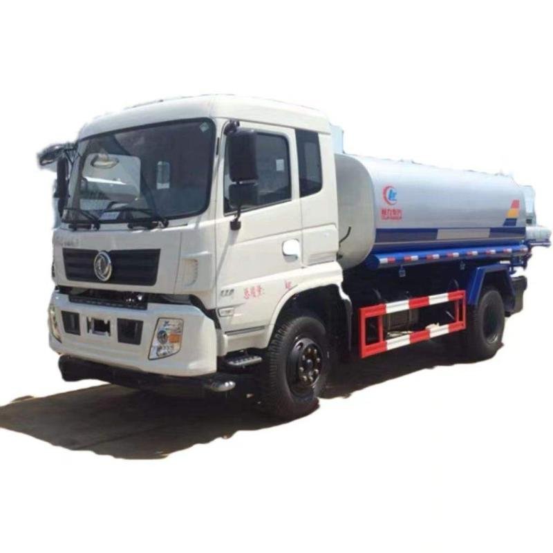Dongfeng 4x2 7000L Water Tank Sprinkler Truck