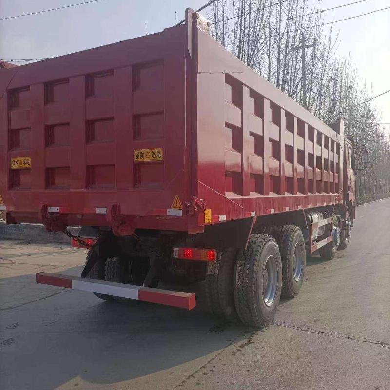 Shacman F3000 8x4 Heavy-Duty Tipper Dump Truck