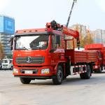 HOWO 8-Ton 4x2 Mounted Crane Truck with Cummins C245 Engine and Telescopic Straight Boom