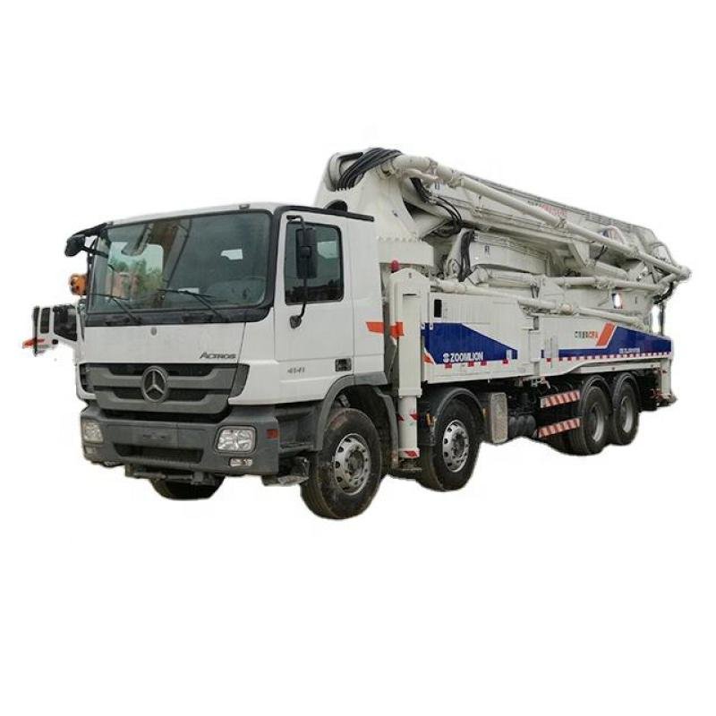 Zoomlion 62-meter truck-mounted concrete pump with diesel engine for construction applications