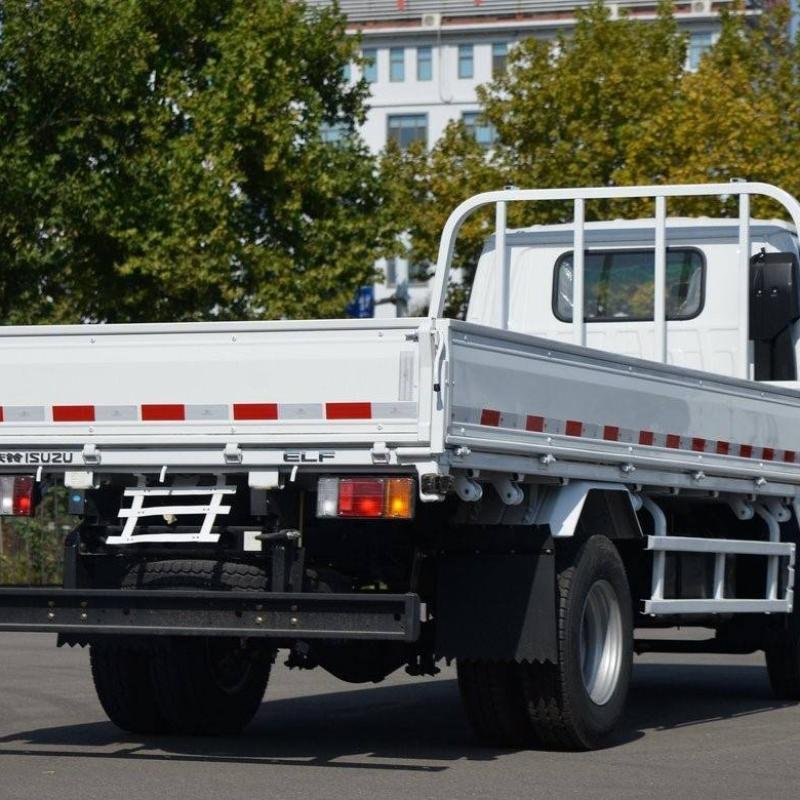 Isuzu 120HP 4X2 Light Dropside Truck 4.275m Cargo Box