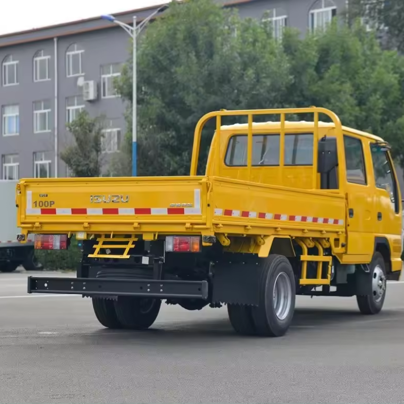 Isuzu 120HP 4.5T 4X2 Fence Cargo Truck