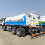 SINOTRUK 310HP 6x4 Water Tanker Truck