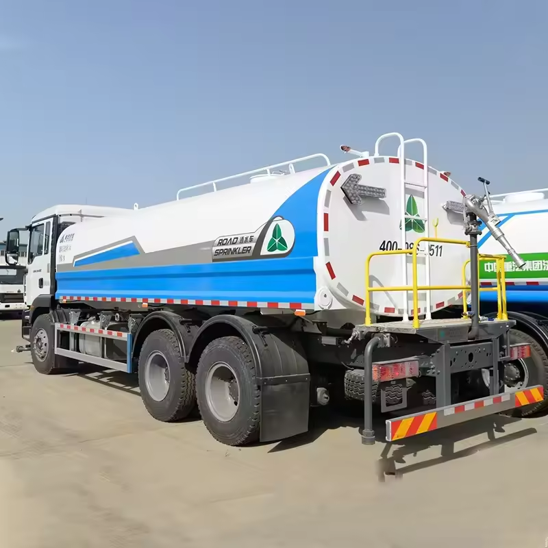 SINOTRUK 310HP 6x4 Water Tanker Truck
