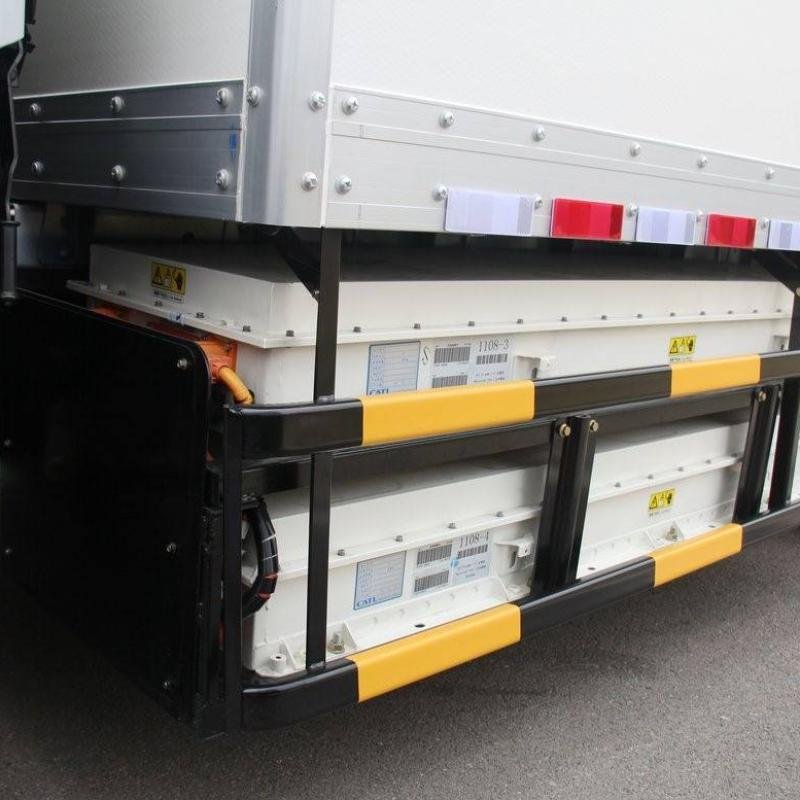 Dongfeng EV350 115kW 4x2 Electric Cargo Van