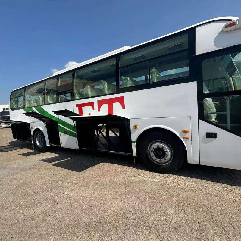 60-Seater Right-Hand Drive Diesel Coach Bus - Manual Transmission Passenger Vehicle