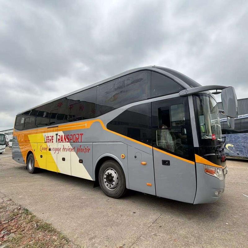 50-Seater Front Engine Diesel Coach Bus (Right Hand Drive)