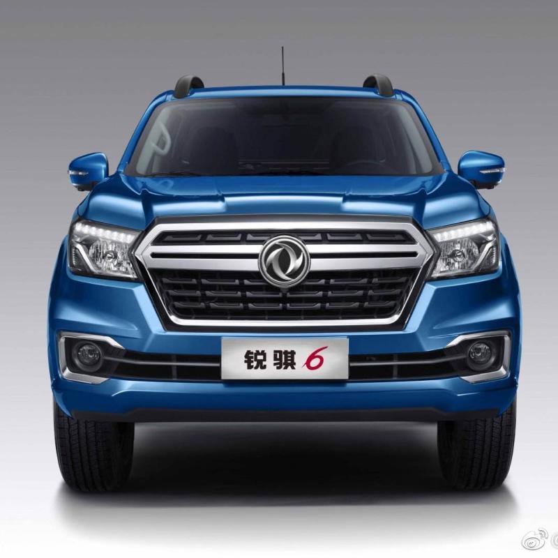 Dongfeng Rich6 115HP 4x2/4x4 Diesel Pickup Truck