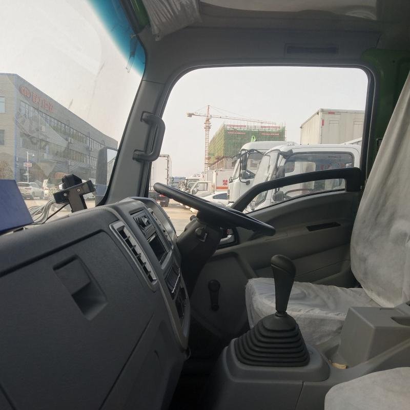 DONGFENG 4×2 Refrigerated Truck with Thermo King Cooling System
