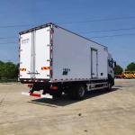 Isuzu 4x2 10-Ton Refrigerated Freezer Truck