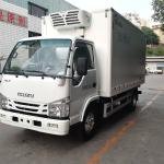 Isuzu 10 Ton 4x2 Diesel Refrigerated Box Truck with Cummins Engine