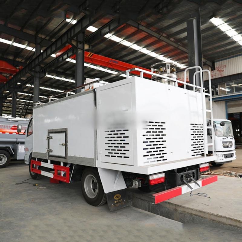 Dongfeng 150HP 5-Ton Refrigerated Box Truck Cold Chain Transport Vehicle