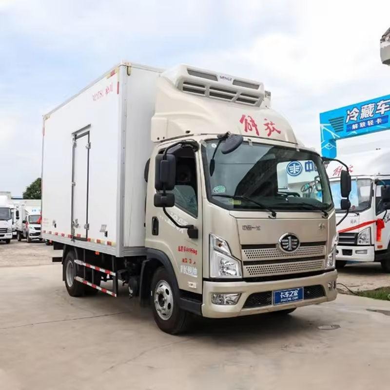 Cummins 148HP 5T 4x2 Refrigerated Truck
