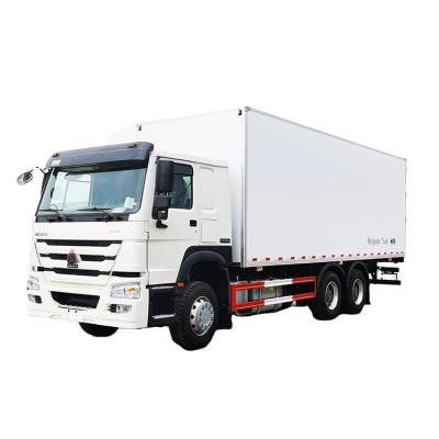 Sinotruk HOWO 6x4 Refrigerated Box Truck -18°C to +20°C 6-8T Capacity