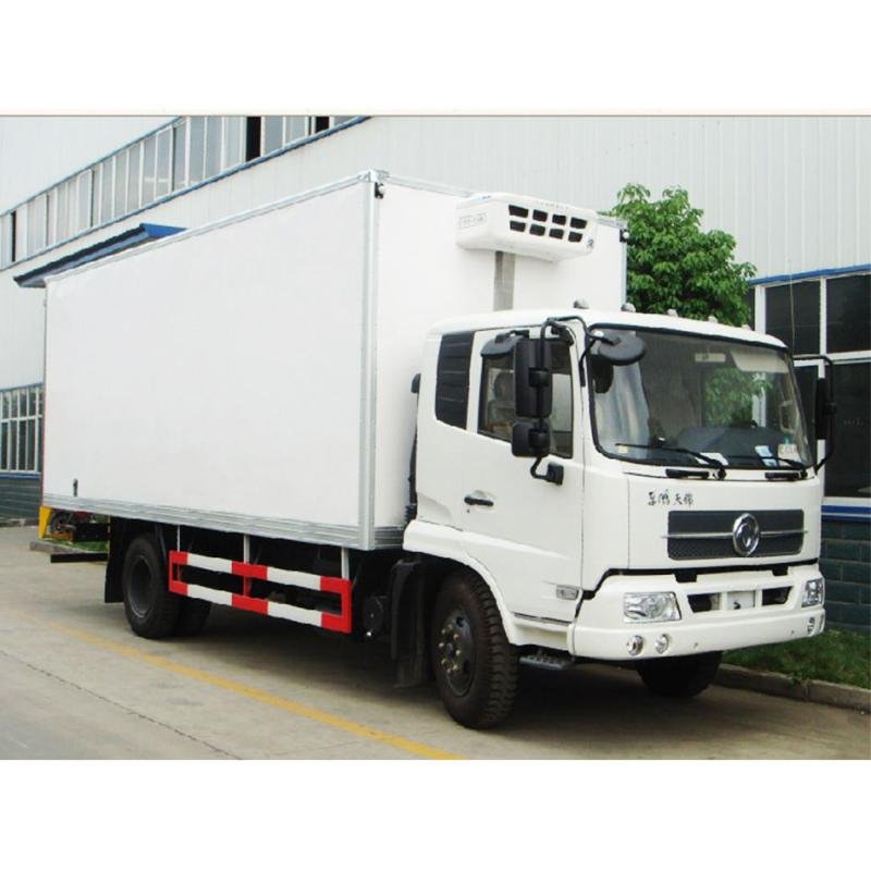 Isuzu 140HP 14CBM 4x2 Diesel Refrigerated Box Truck Euro 4