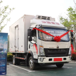 HOWO 170HP 5T 4x2 LHD Refrigerated Box Truck