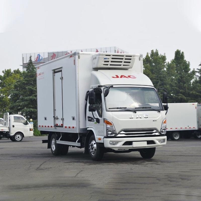 Jiefang 148HP 4.2m Refrigerated Box Truck 4x2 Diesel