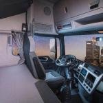 DONGFENG TIANLONG KL 8x4 465hp Refrigerated Truck