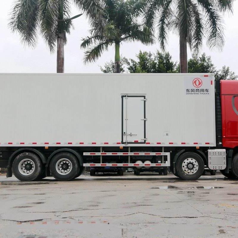 DONGFENG TIANLONG KX 465HP 8x4 Euro 6 Refrigerated Reefer Truck
