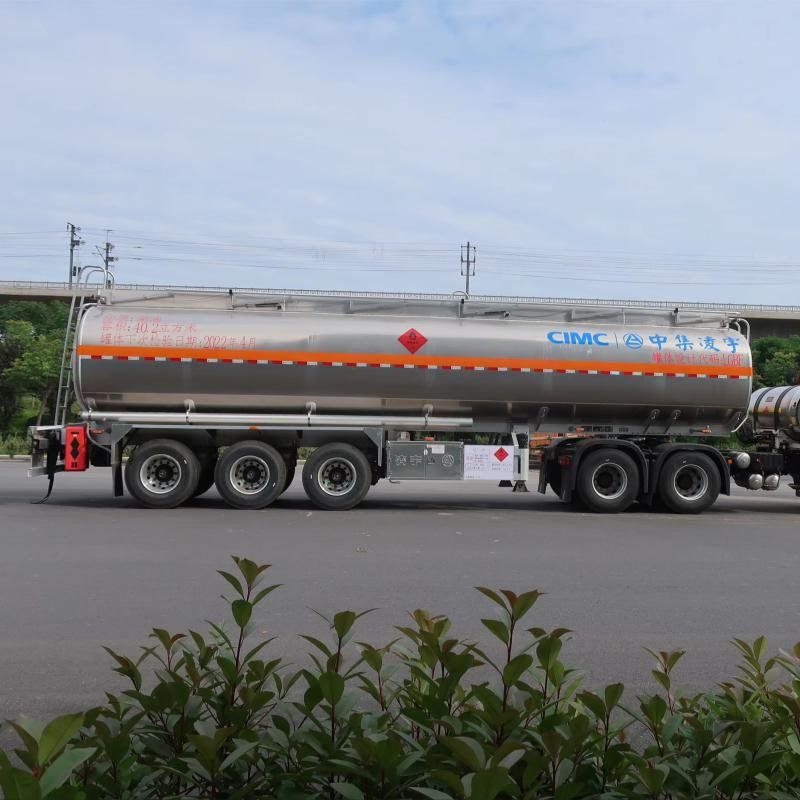 CIMC 40,000L 3-Axle Aluminum Fuel Tanker Semi Trailer