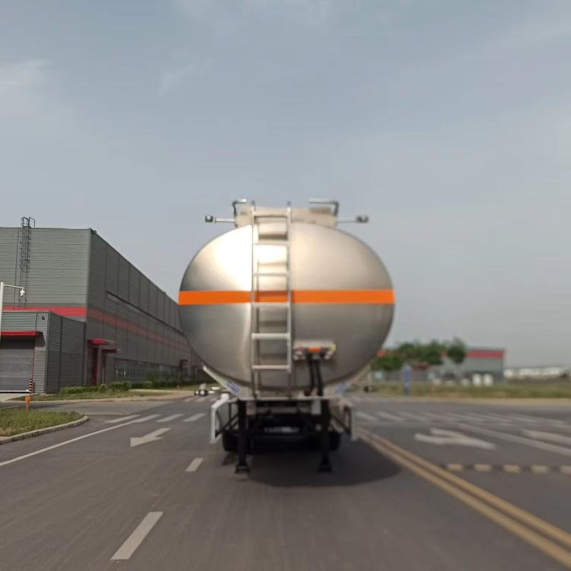 CIMC 3-Axle 40000L Aluminum Fuel Tank Semi-Trailer