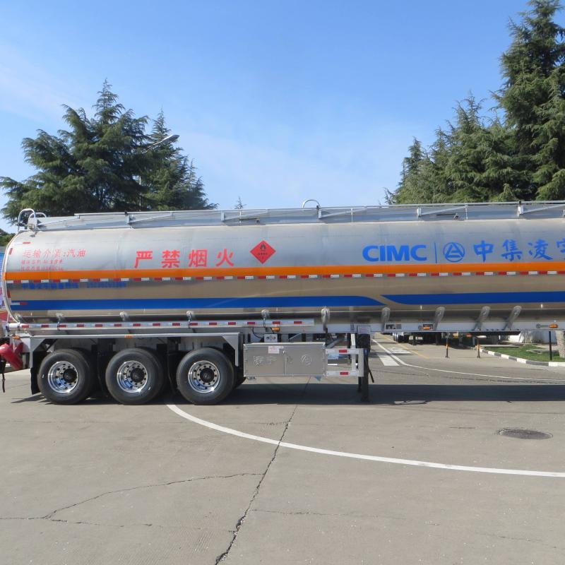 CIMC 3-Axle 45,000L Aluminum Fuel Tank Semi-Trailer