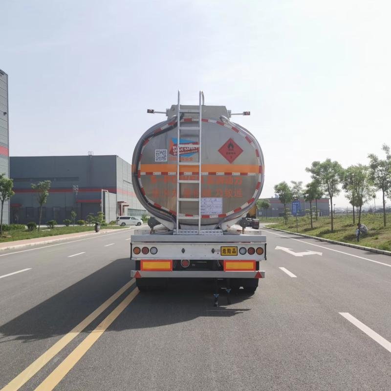 CIMC 45m³ 3-Axle Aluminum Fuel Tanker Semi-Trailer