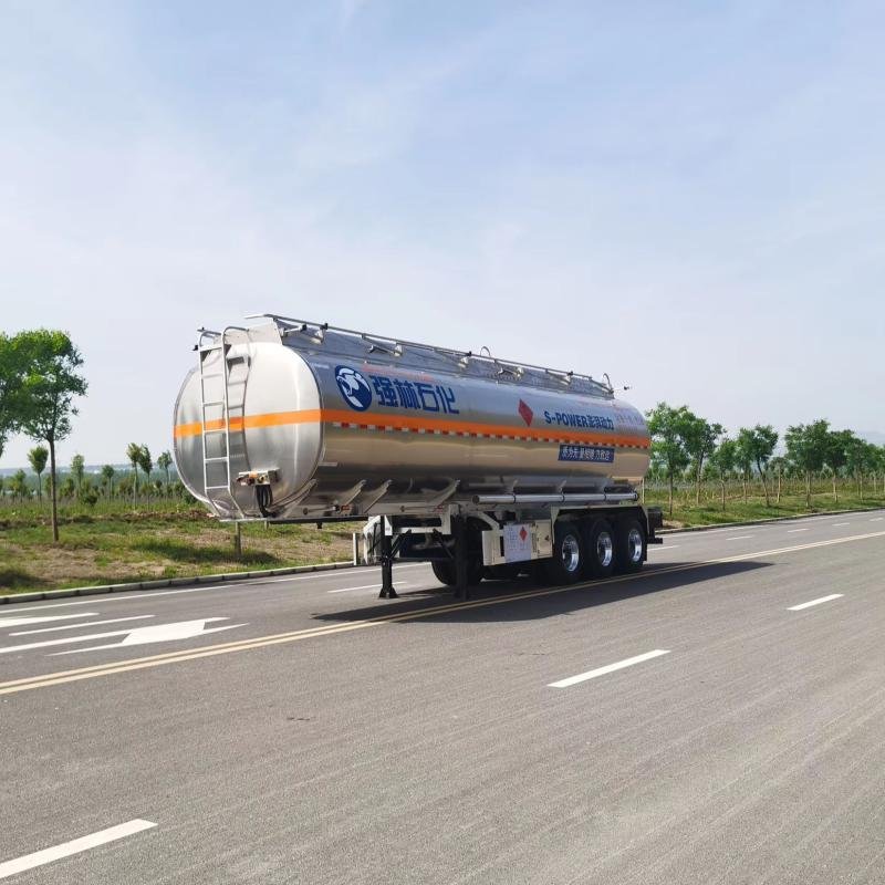 CIMC 45m³ 3-Axle Aluminum Fuel Tanker Semi-Trailer