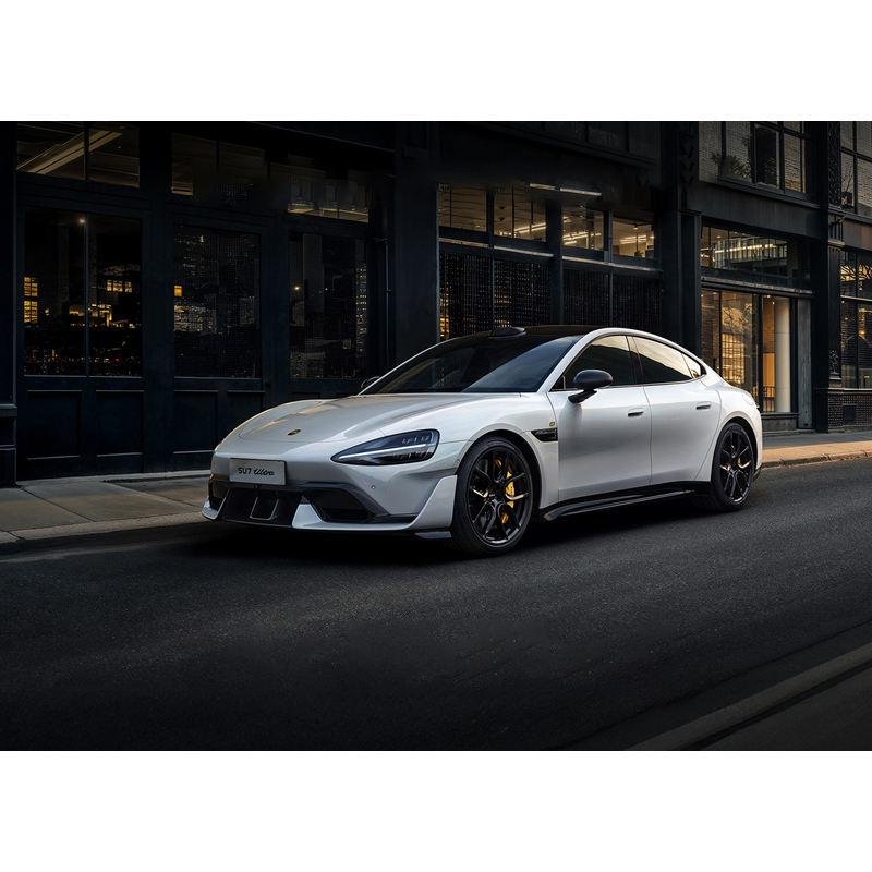 Xiaomi SU7 Ultra 220kW All-Wheel Drive Electric Sedan